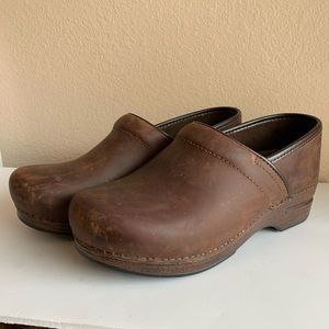 poshmark dansko clogs